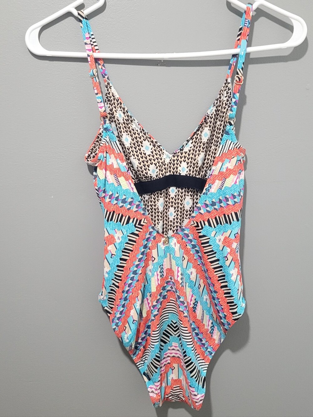 Sold - Picture 2 of 11